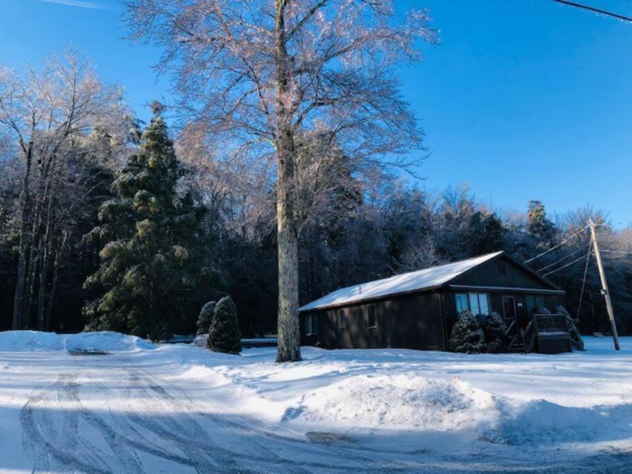 Catskills Cottage With Lake View Book Now Rock Hill Exterior photo